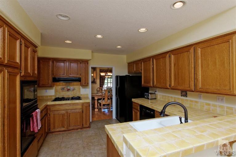 185 Valley Gate Road Simi Valley, CA 93065 - Photo 25 of 56 Additional Photo