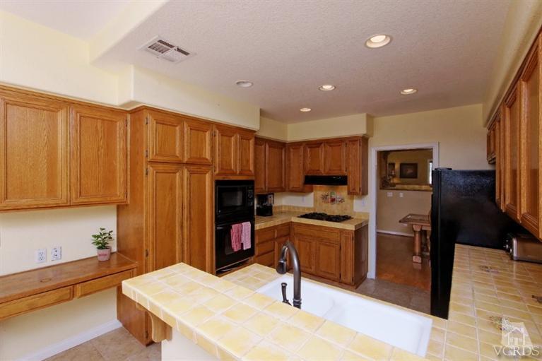 185 Valley Gate Road Simi Valley, CA 93065 - Photo 26 of 56 Additional Photo