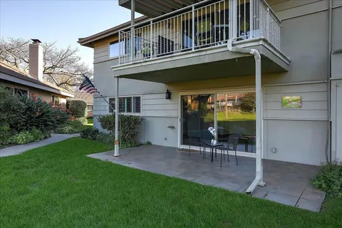 $819,000 | 5910 Encina Road, Unit 3, Goleta, CA 93117
