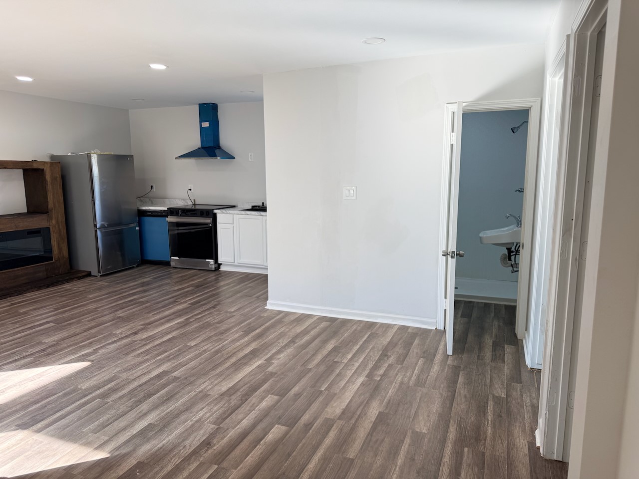 3512 Castor Street Houston, TX 77022 - Photo 6 of 24 a view of kitchen with sink and refrigerator