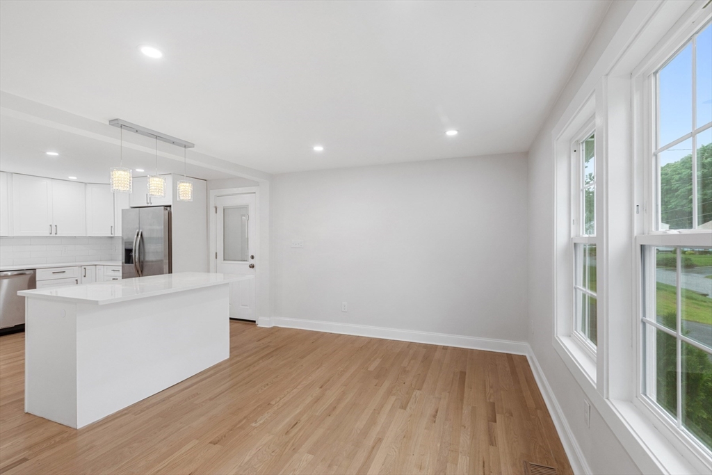 21 Rhoda Street Tewksbury, MA 01876 - Photo 12 of 31 Gallery Image 12