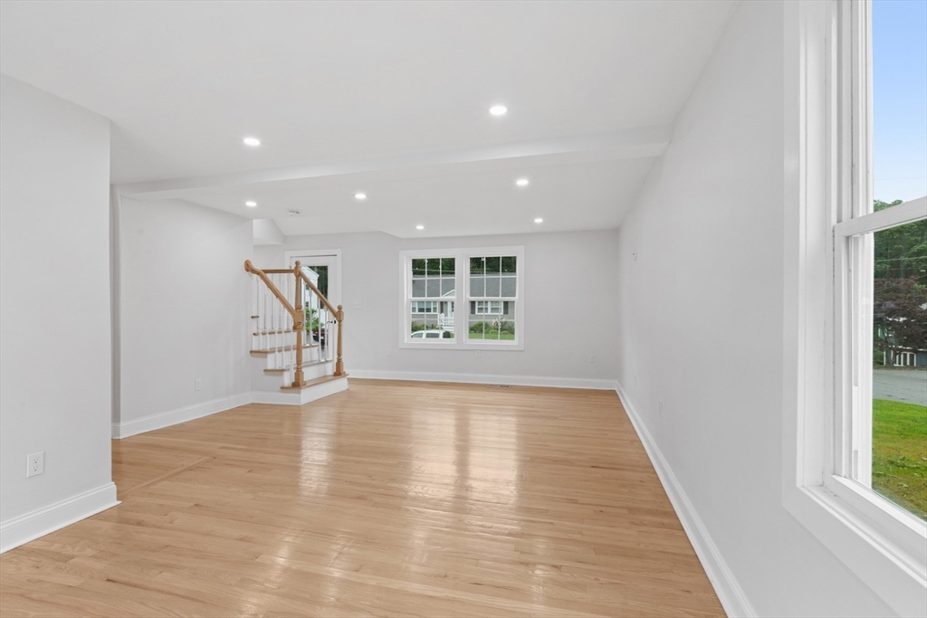 21 Rhoda Street Tewksbury, MA 01876 - Photo 15 of 31 Gallery Image 15