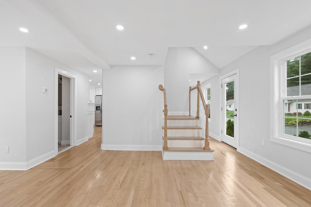 21 Rhoda Street Tewksbury, MA 01876 - Photo 16 of 31 Gallery Image 16
