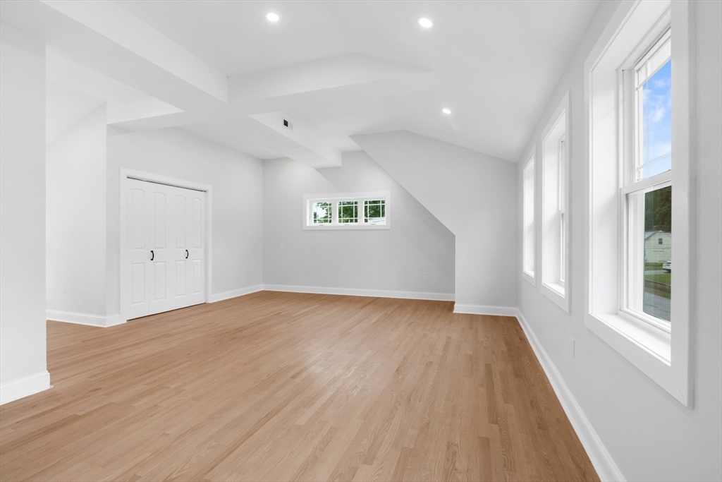 21 Rhoda Street Tewksbury, MA 01876 - Photo 18 of 31 Gallery Image 18