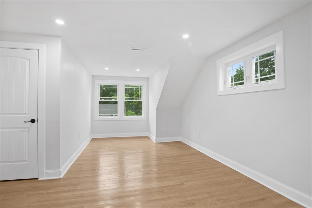 21 Rhoda Street Tewksbury, MA 01876 - Photo 24 of 31 Gallery Image 24