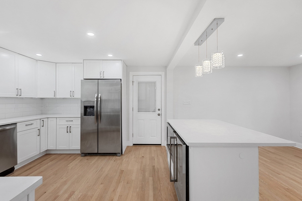 21 Rhoda Street Tewksbury, MA 01876 - Photo 6 of 31 Gallery Image 6