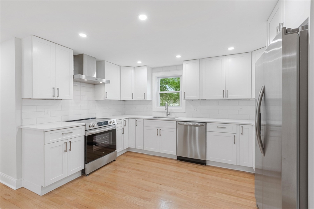 21 Rhoda Street Tewksbury, MA 01876 - Photo 9 of 31 Gallery Image 9