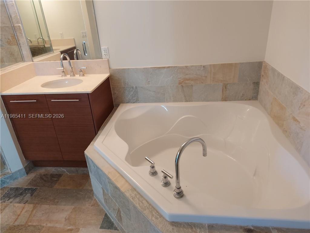 2641 North Flamingo Road, Unit 307N Sunrise, FL 33323 - Photo 23 of 40