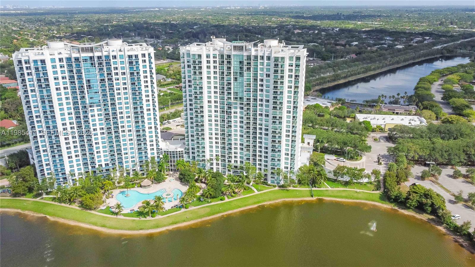 2641 North Flamingo Road, Unit 307N Sunrise, FL 33323 - Photo 25 of 40