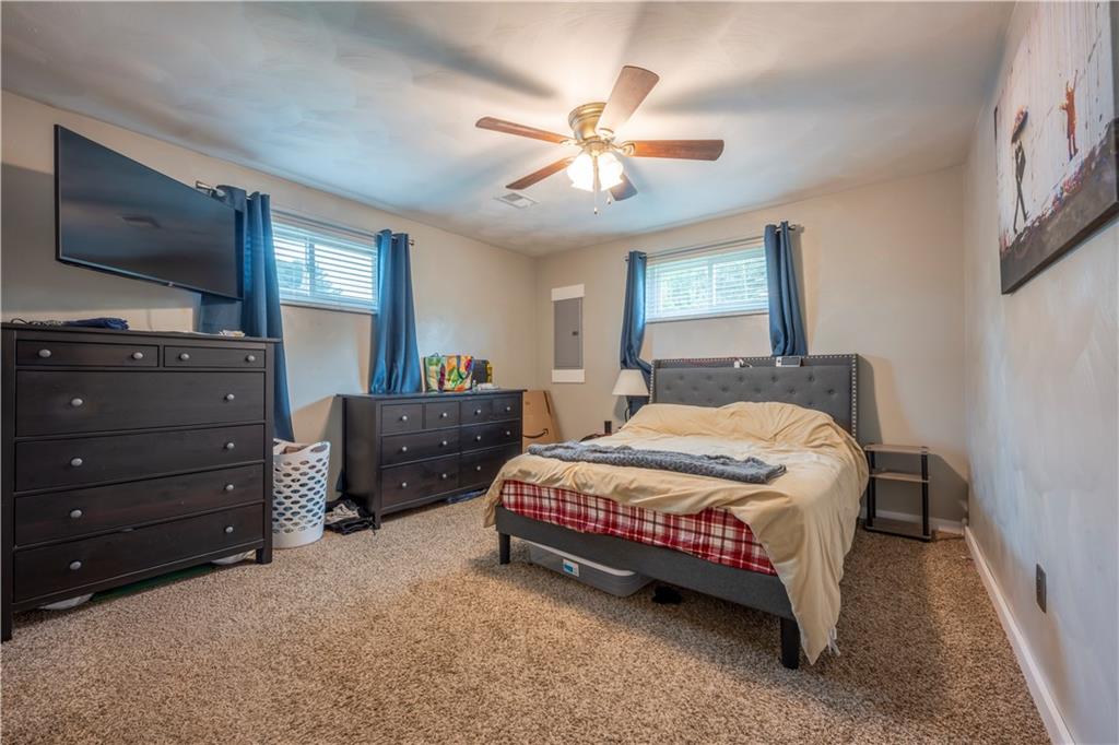 327 Beech Road Pittsburgh, PA 15239 - Photo 15 of 46 Primary Bedroom