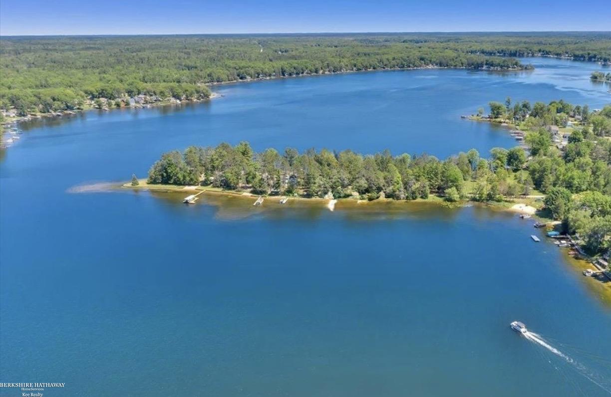4978 Long Lake Road Hale, MI 48739 - Photo 3 of 47