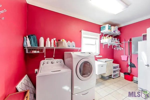 $464,000 | 462 Meadow View Court, Thibodaux, LA 70301