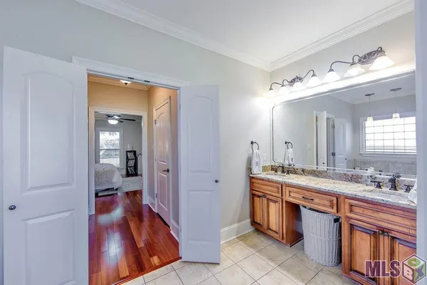 $464,000 | 462 Meadow View Court, Thibodaux, LA 70301