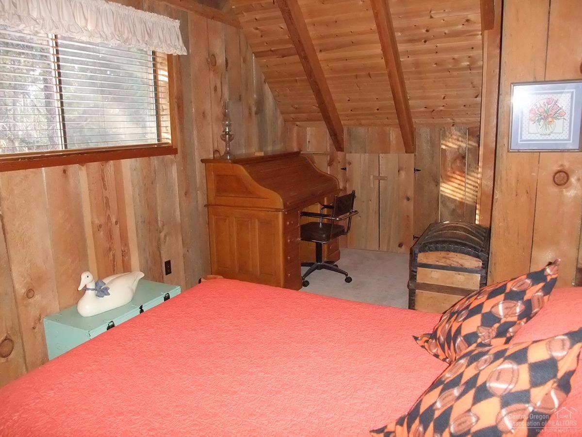 54864 Jack Pine Road Bend, OR 97707 - Photo 19 of 25 Gallery Image 19