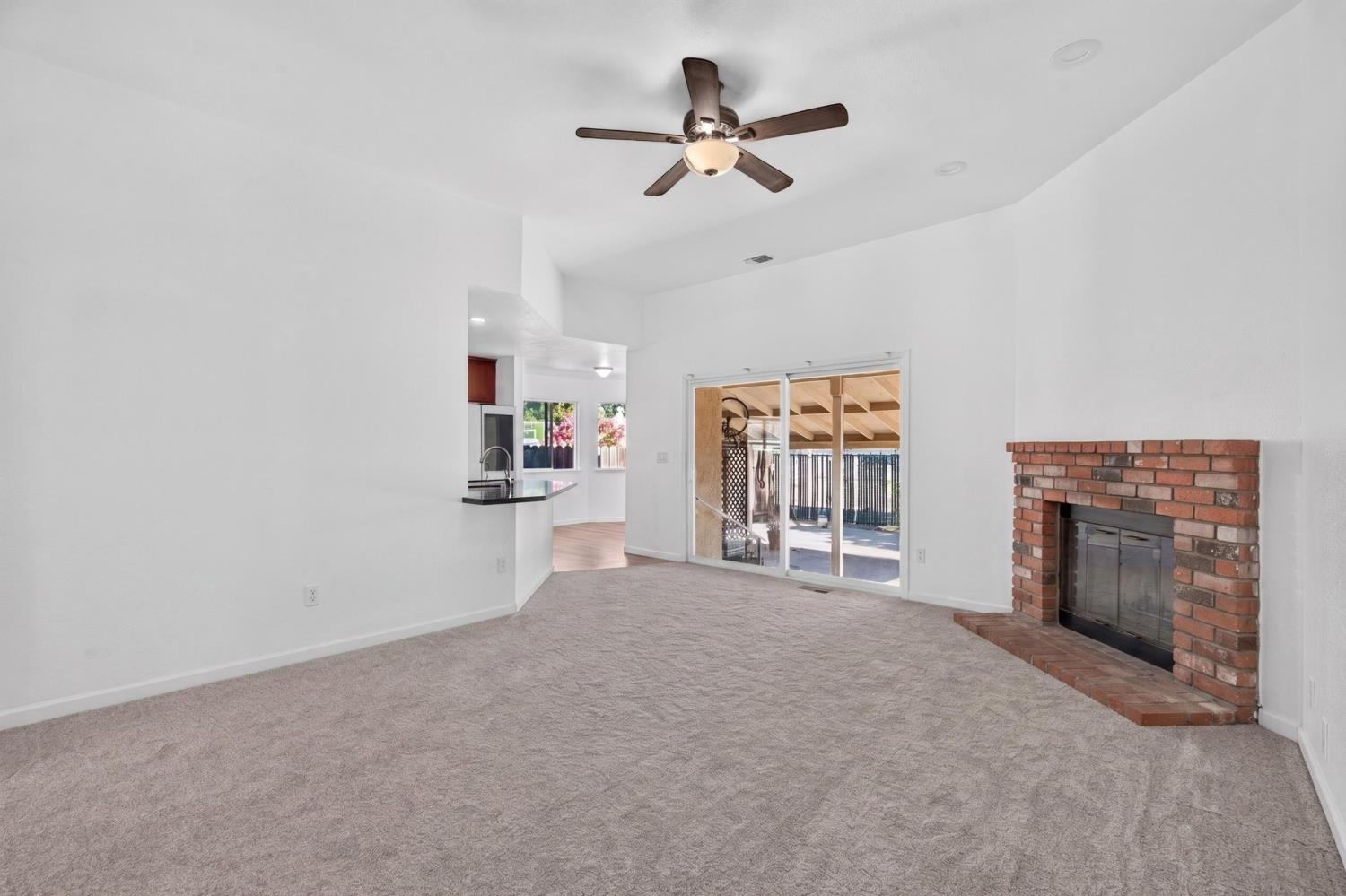 911 Toro Lane Lathrop, CA 95330 - Photo 5 of 45