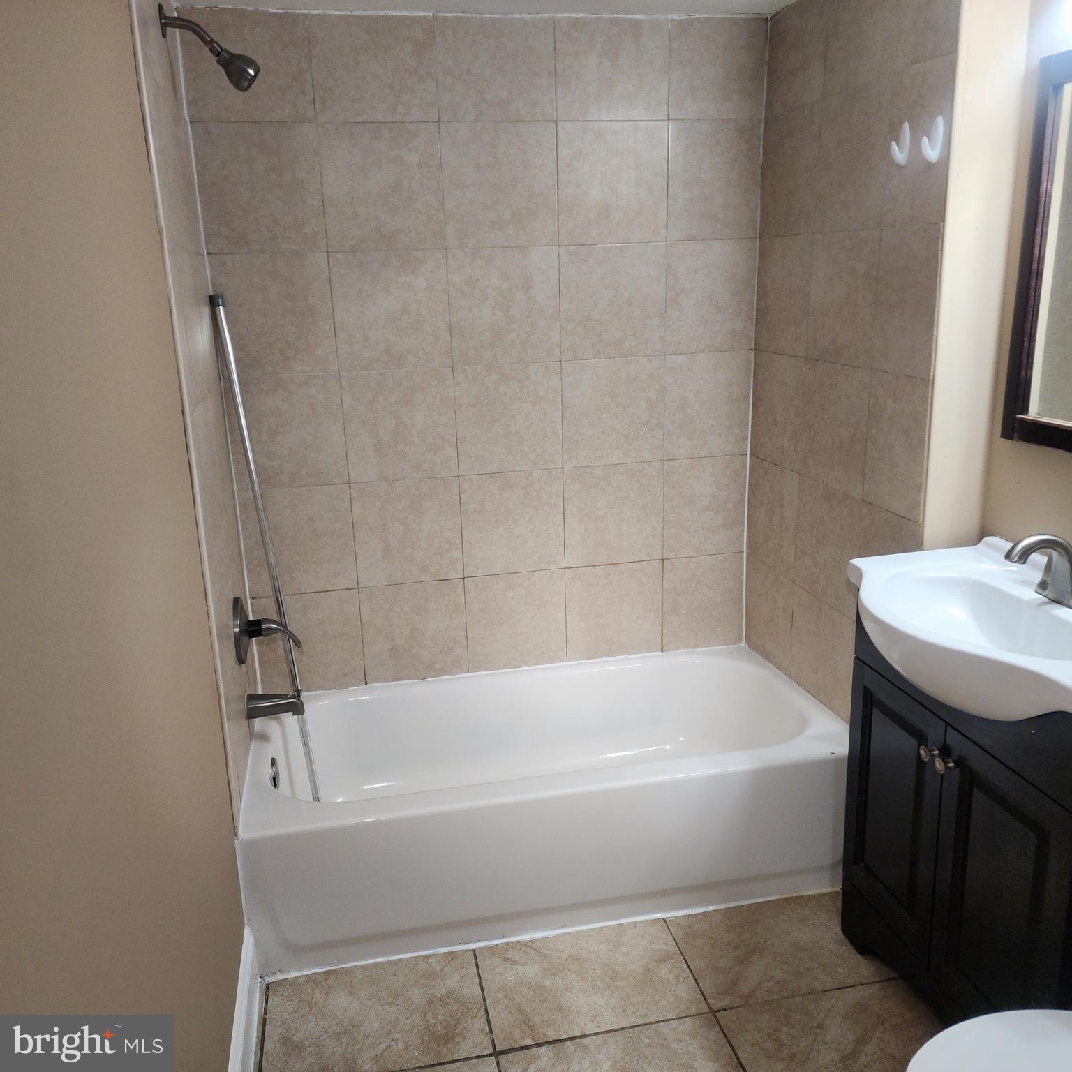 7528 Rabon Avenue Baltimore, MD 21222 - Photo 15 of 20 Bath