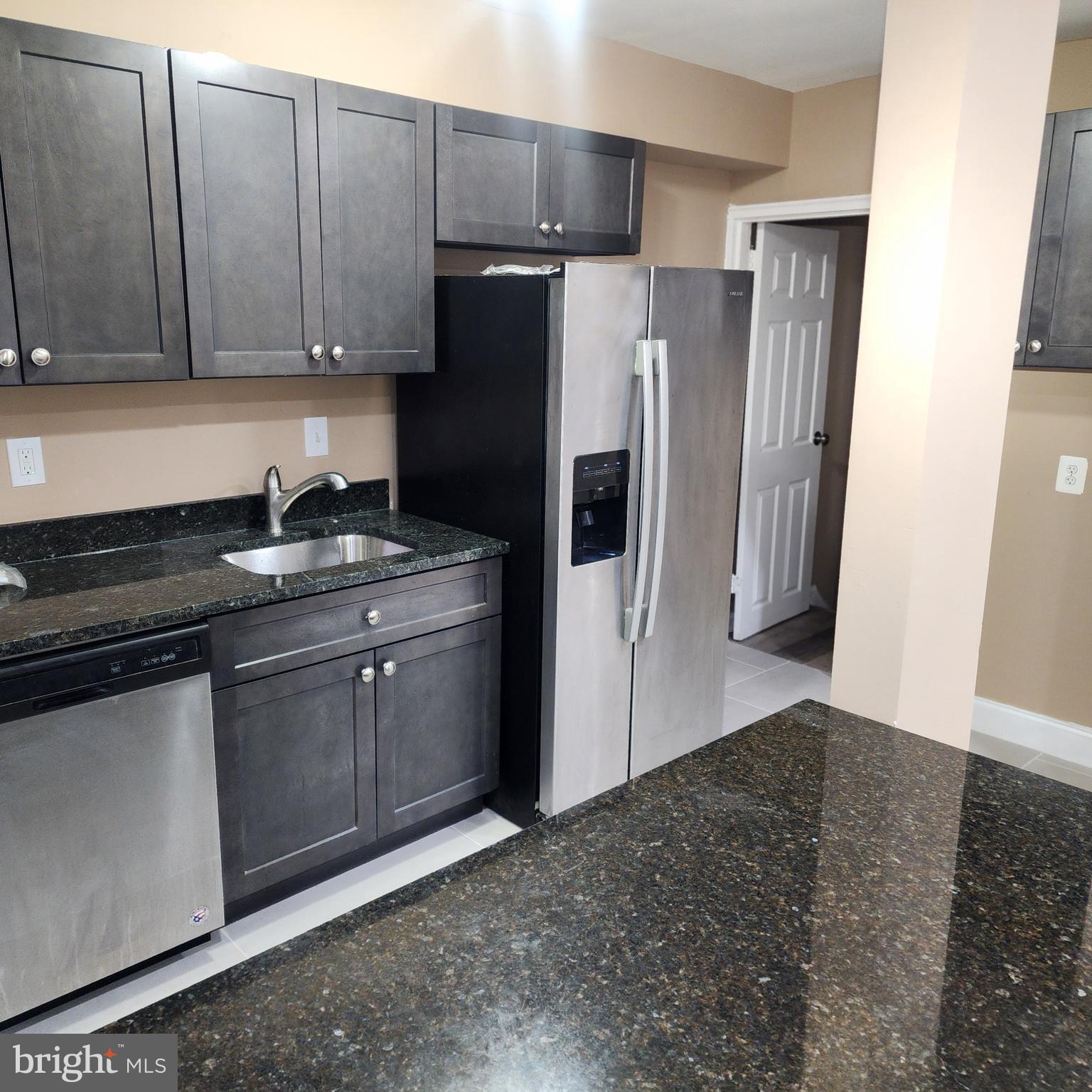 7528 Rabon Avenue Baltimore, MD 21222 - Photo 5 of 20 Kitchen