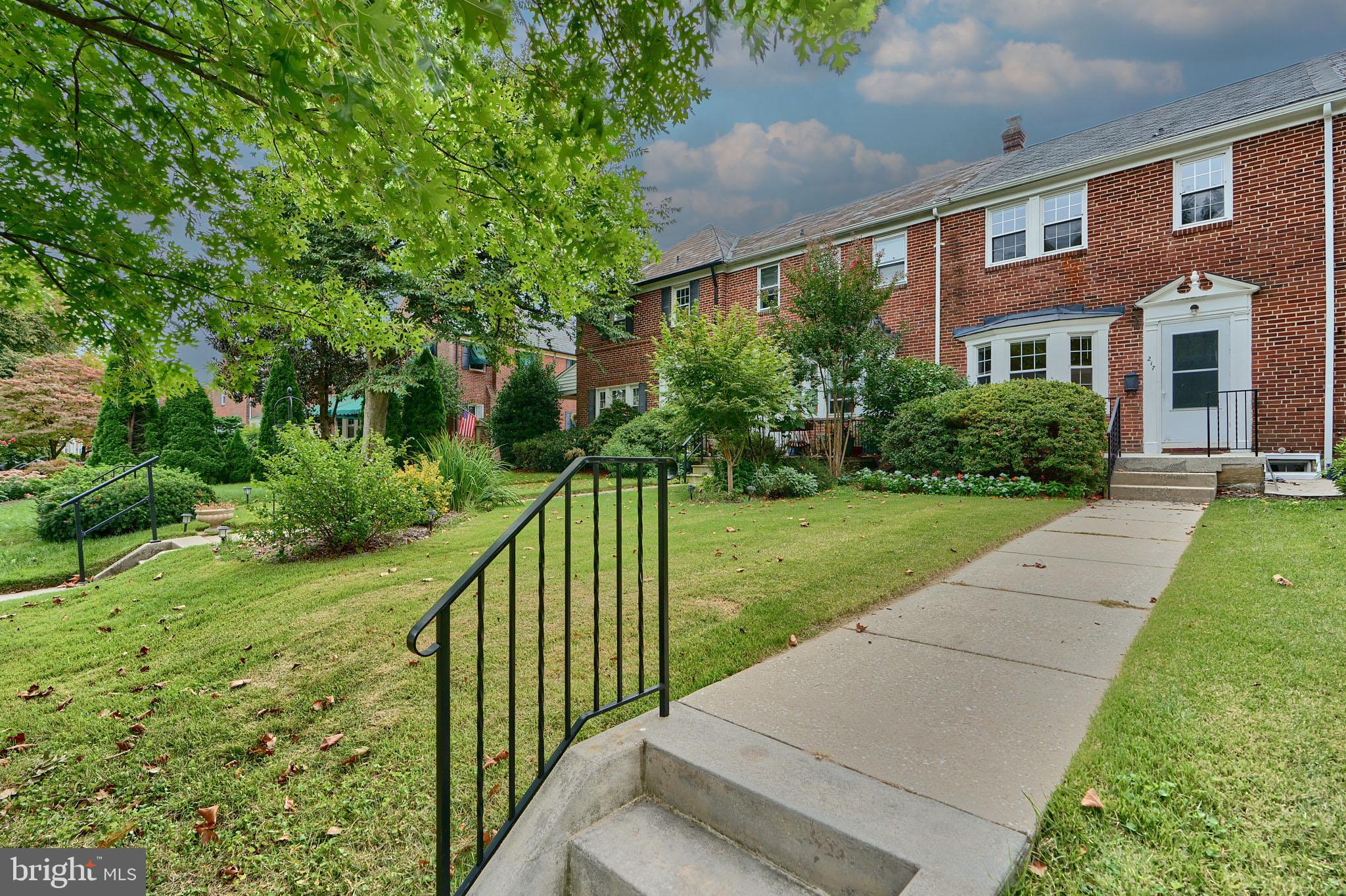 217 Dumbarton Road Baltimore, MD 21212 - Photo 3 of 55 Ready for Fall !