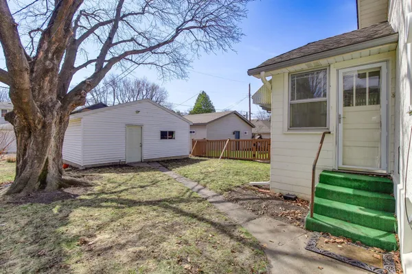 $350,000 | 1786 Juliet Avenue, St. Paul, MN 55105