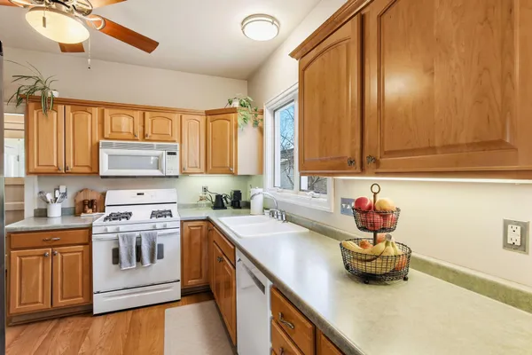 $350,000 | 1786 Juliet Avenue, St. Paul, MN 55105