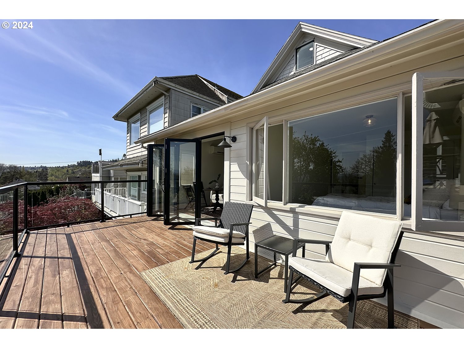 4208 Southwest Condor Avenue Portland, OR 97239 - Photo 12 of 33 Deck