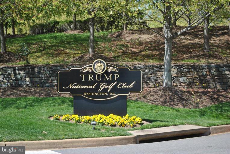 47659 Rhyolite Place Sterling, VA 20165 - Photo 23 of 25 Lowes Island is Home to Trump National Golf Club