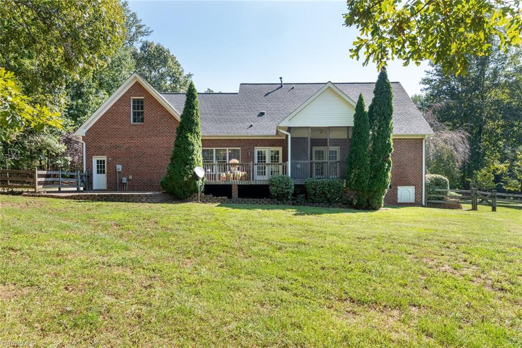 1797 Case Oak Court Oak Ridge, NC 27310 - Photo 5 of 25