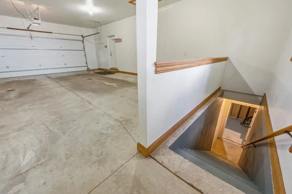 $1,295,000 | 6121 Sandy Cove, Luxemburg, WI 54217
