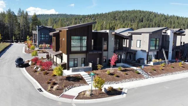 $808,000 | 13005 Winter Camp Way, Truckee, CA 96161