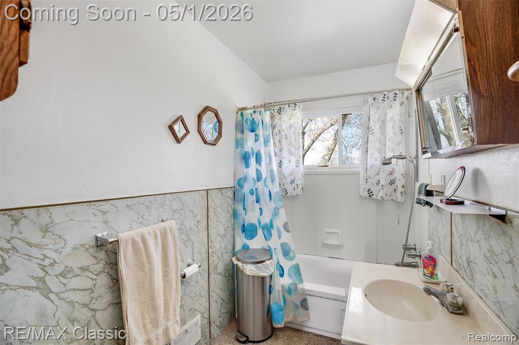 11024 Dennison Road Milan, MI 48160 - Photo 14 of 28
