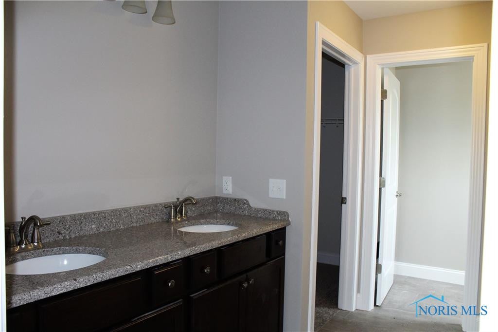 146 Fairchild Road Oregon, OH 43616 - Photo 12 of 16 Gallery Image 12