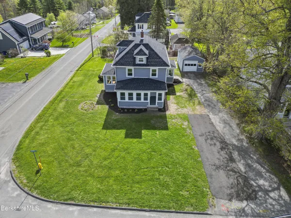 $349,900 | 100 Essex Street, Pittsfield, MA 01201