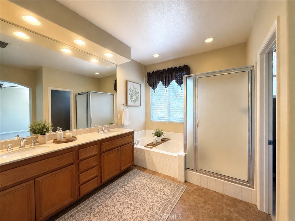32493 Palacio Temecula, CA 92592 - Photo 22 of 44 Primary bathroom digitally altered, virtually staged