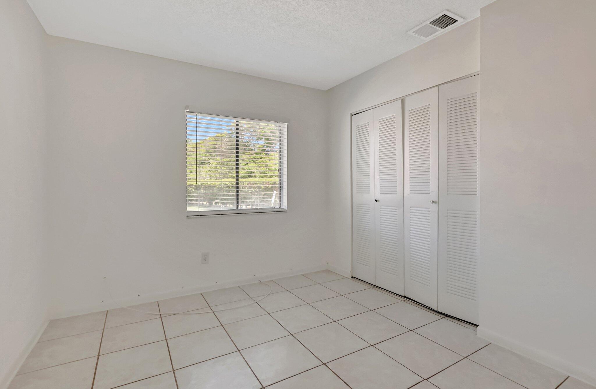 10323 Boca Bend West, Unit K1 Boca Raton, FL 33428 - Photo 15 of 29 15-web-or-mls-DSC_0491
