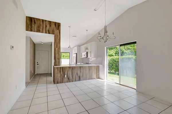 $2,500 | 10323 Boca Bend West, Unit K1, Boca Raton, FL 33428