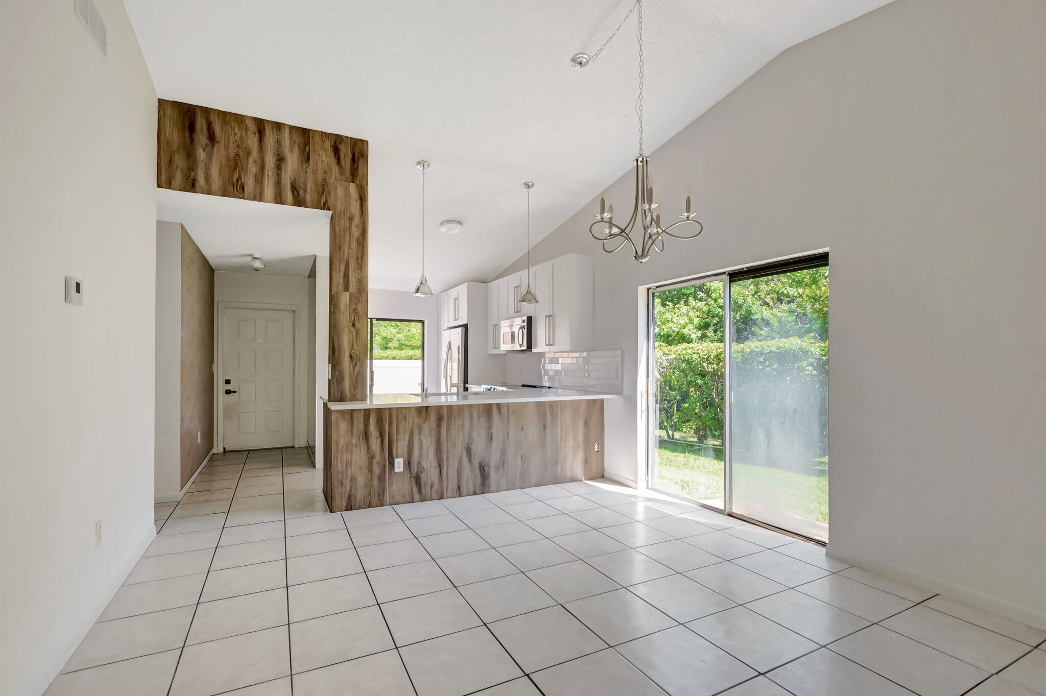 10323 Boca Bend West, Unit K1 Boca Raton, FL 33428 - Photo 10 of 29 10-web-or-mls-DSC_0601