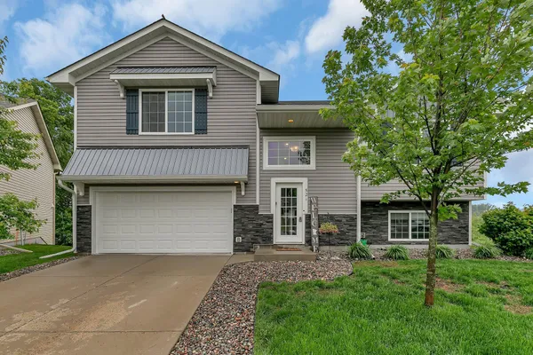 $329,900 | 521 Willow Creek Parkway, Buffalo, MN 55313