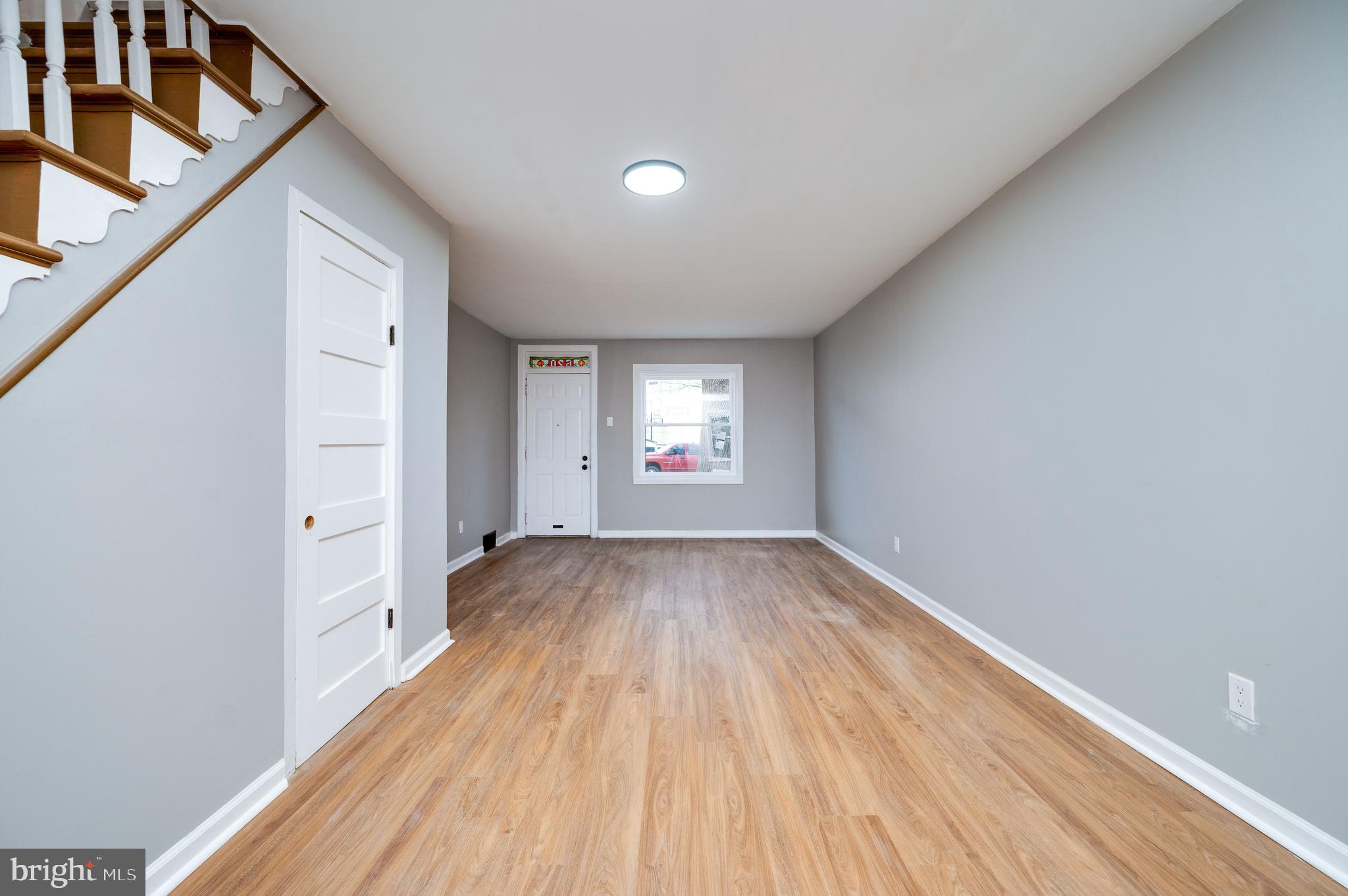 620 Minor Street Reading, PA 19602 - Photo 3 of 36