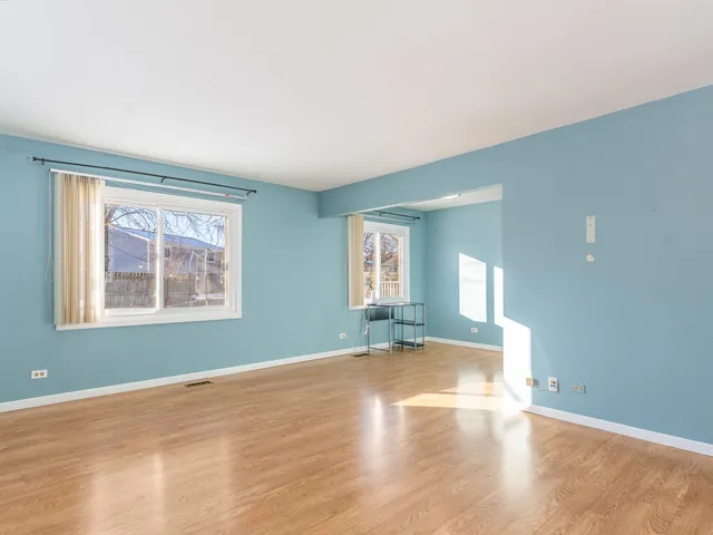 $350,000 | 1655 Trafalgar Lane, Aurora, IL 60504