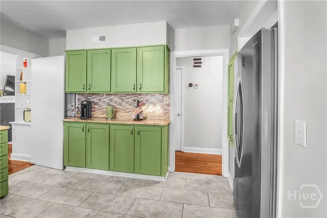 $525,000 | 712 Columbus Drive, Savannah, GA 31405