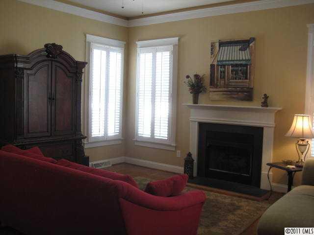915 Cara Court Fort Mill, SC 29708 - Photo 8 of 16