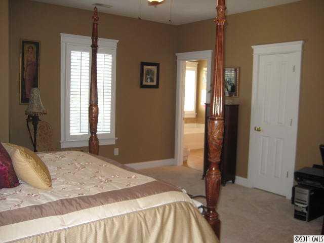 915 Cara Court Fort Mill, SC 29708 - Photo 10 of 16
