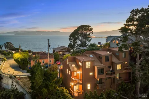 $719,000 | 204 Water Street, Point Richmond, CA 94801