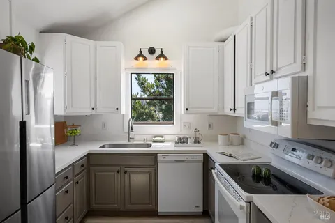 $719,000 | 204 Water Street, Point Richmond, CA 94801