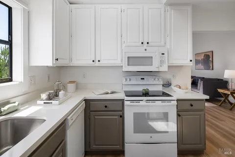 $719,000 | 204 Water Street, Point Richmond, CA 94801