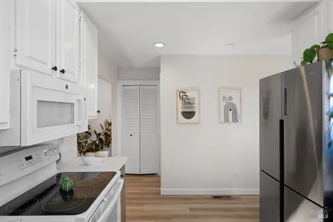 $719,000 | 204 Water Street, Point Richmond, CA 94801