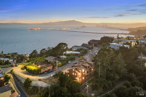 $719,000 | 204 Water Street, Point Richmond, CA 94801
