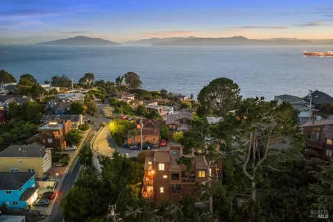 $719,000 | 204 Water Street, Point Richmond, CA 94801