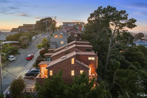 $719,000 | 204 Water Street, Point Richmond, CA 94801