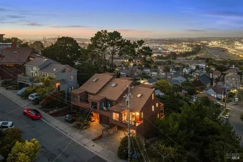 $719,000 | 204 Water Street, Point Richmond, CA 94801